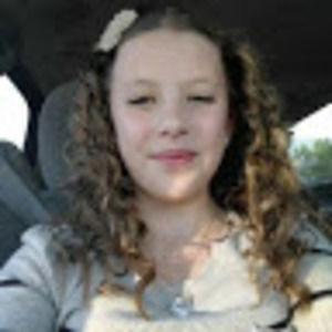 Meet your Posher, Abigail